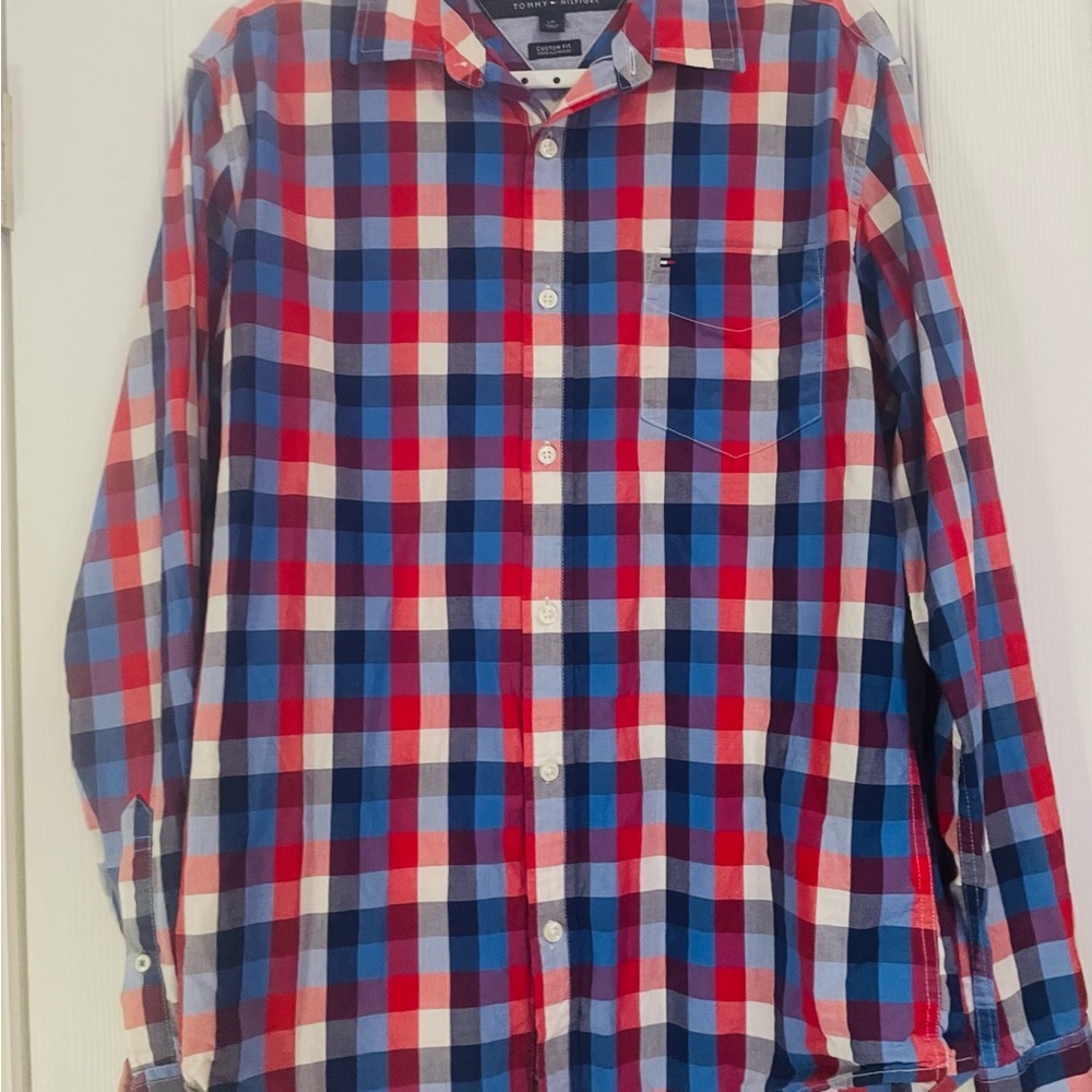 Men's Checkered Tommy Hilfiger Button Downs (Lot of 3) - Picture 4 of 7